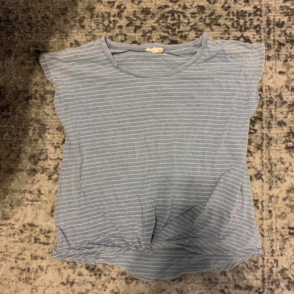 blue tee with white stripes